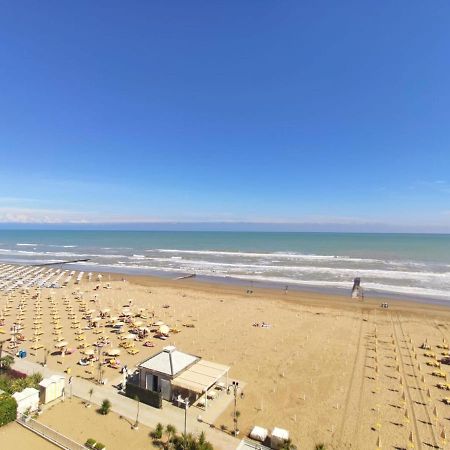 リド・ディ・イエゾロ La Torre - Frontemare - Immobil Relaxヴィラ エクステリア 写真